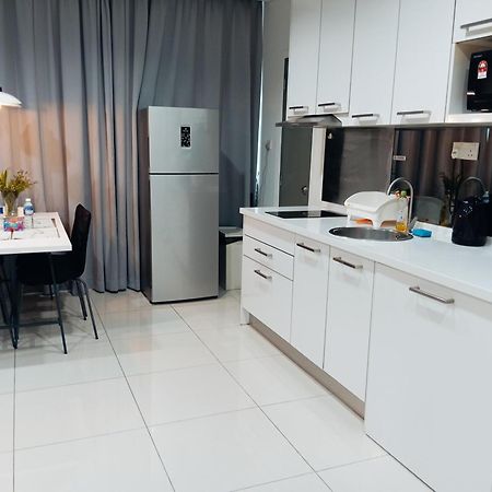 Summer Suites By Moon Orchid Kuala Lumpur Exterior photo