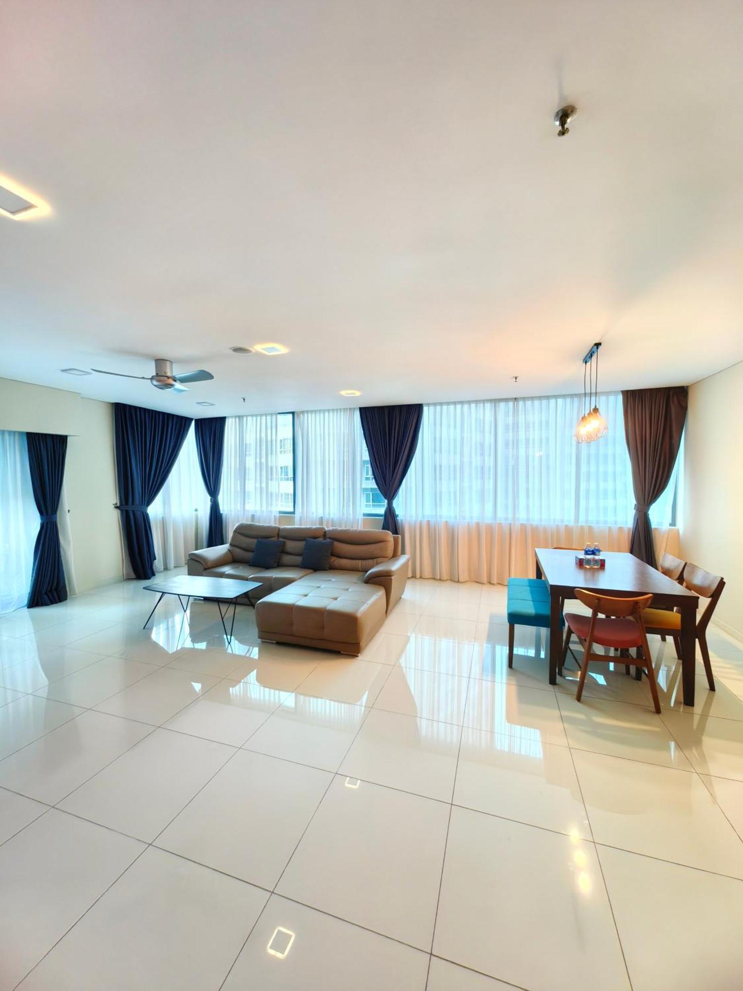 Summer Suites By Moon Orchid Kuala Lumpur Exterior photo